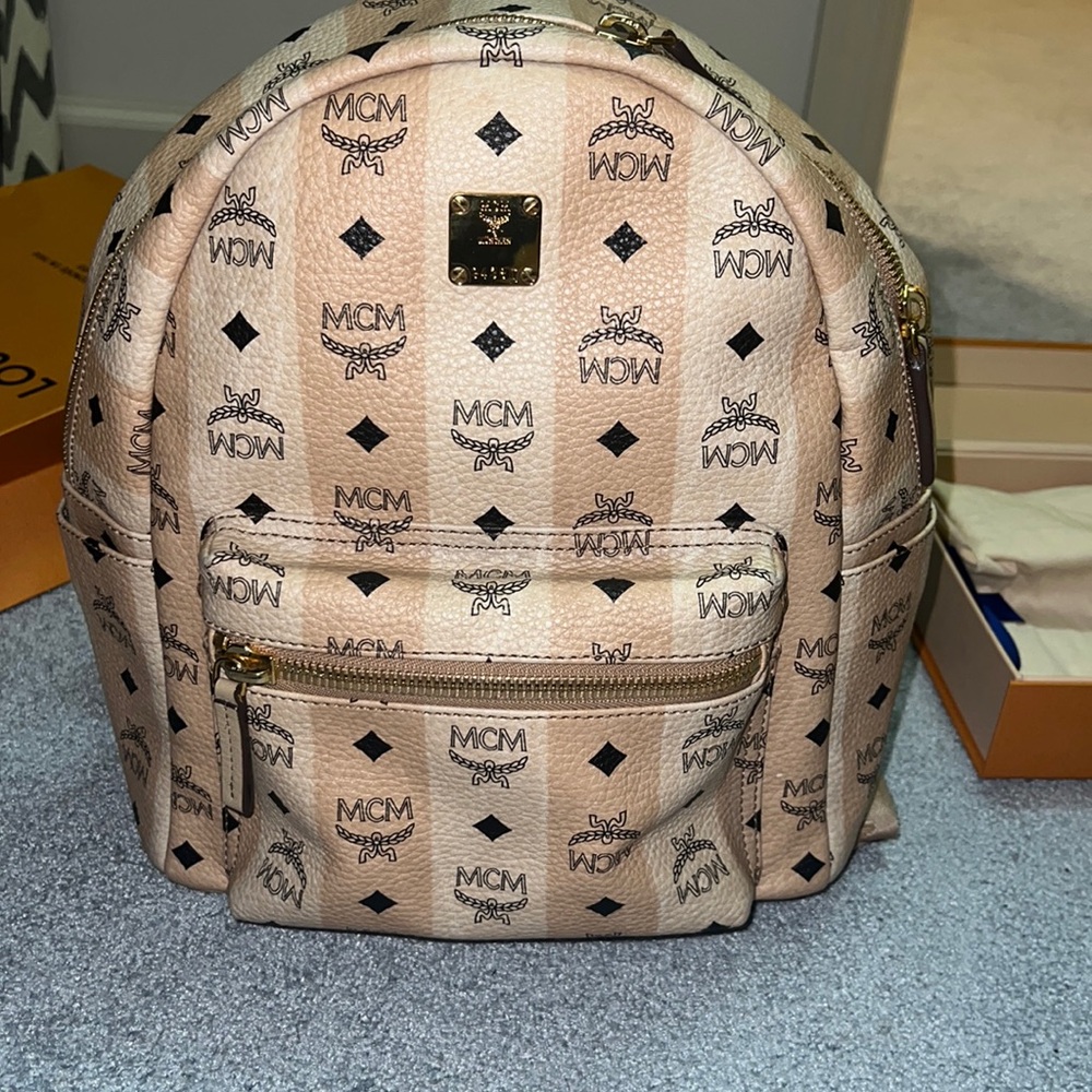 MCM STARK BACKPACK IN VISETOS